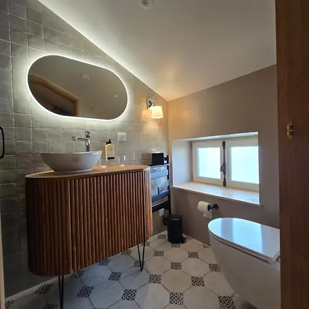 Le Groom Hotel