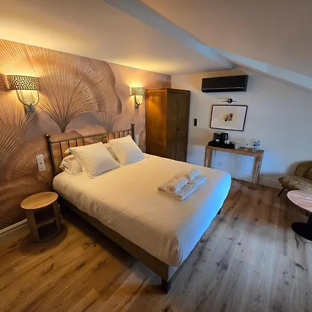 Hotel Le Groom Laprade (Poitou-Charentes)