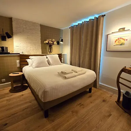 Le Groom Hotel 4*