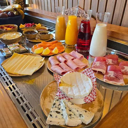 Le Groom Hotel Laprade (Poitou-Charentes)